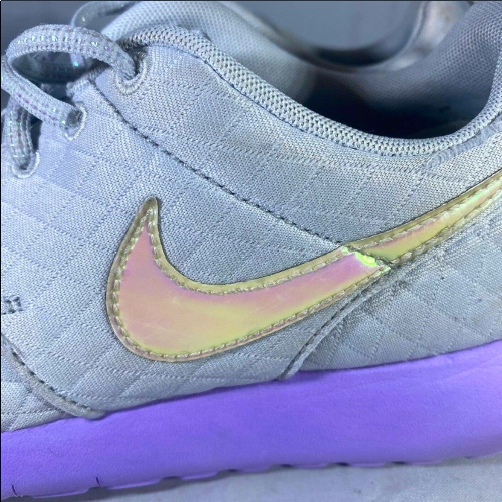 💜NIKE ROSHE ONE ATHLETIC RUNNING SHOES💜 - Picture 3 of 9